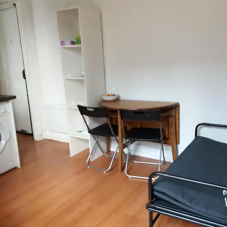 Cosy Entier 2 Pieces A Paris. Appartement *