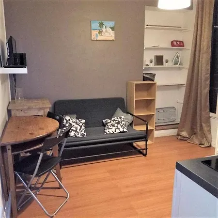 Appartement Cosy Entier 2 Pieces A Paris. *